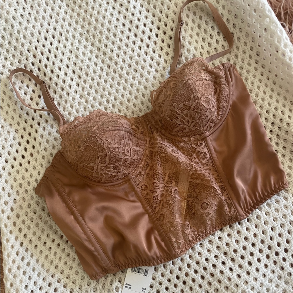 SOLD🟥Never worn, brand new BDG lingerie top.